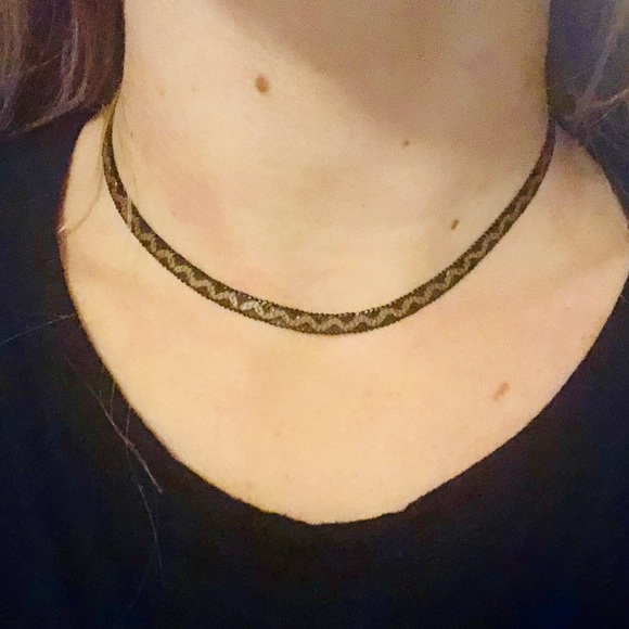 Reversible Chocker - Picture 4 of 4